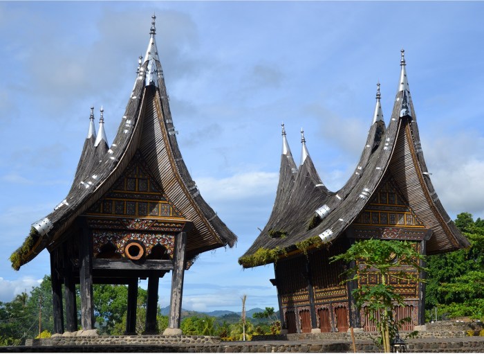 Desain jendela rumah minangkabau